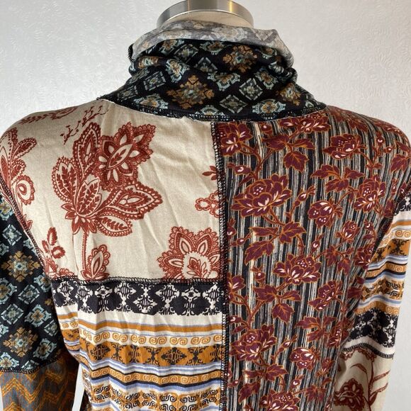 Sundance sz L Patchwork Turtleneck-ish Top - Picture 9 of 11